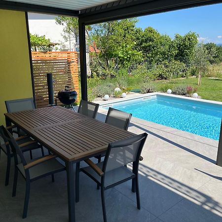 Holiday House Oljka Kobdilj Екстериор снимка