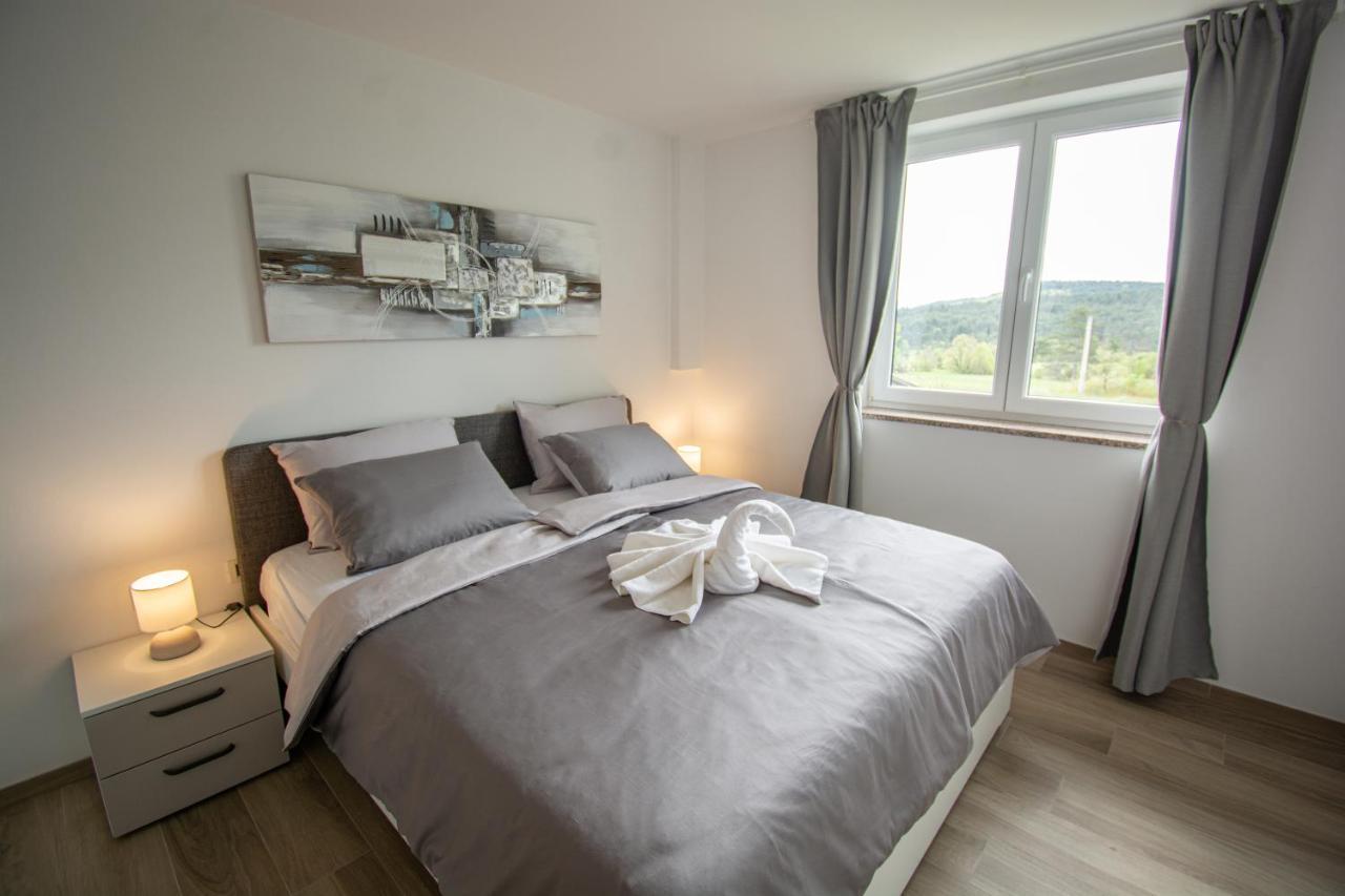 Holiday House Oljka Kobdilj Екстериор снимка